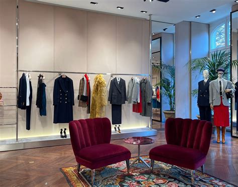 book gucci appointment